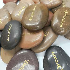 Groothandel Laser Gegraveerde Natuurlijke Riviersteen Gegraveerd Inspirerend Woord Stenen Zakstenen Voor Cadeau Op Maat Gegraveerde Stenen - Product Image 4