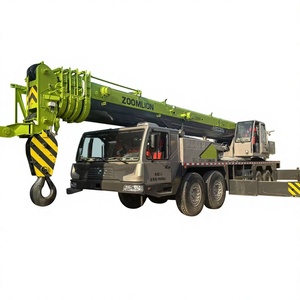 Grue sur camion Zoomlion C3000K, équipement de levage mobile, palan de construction robuste, moteur Cummins, moment de charge élevé, garantie 1 an - Product Image 1