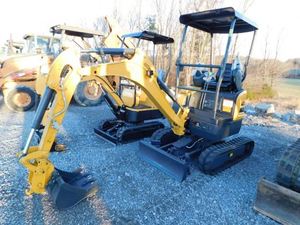 Hot Sale 0.04cbm <b>Excavator</b> <b>Machine</b> 11.8kw SE17SR 1.88ton Mini Crawler <b>Excavator</b> with Spare Parts - Product Image 6