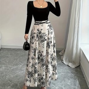 Abiti da Donna con Blocchi di Colore Bianco e <span class=keywords><strong>Nero</strong></span>, <span class=keywords><strong>Maniche</strong></span> <span class=keywords><strong>Lunghe</strong></span>, Scollo Quadrato e Gonna Ampia, Moda - Product Image 4