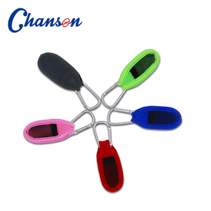 Camping en plein air Néoprène <span class=keywords><strong>Anti</strong></span>-<span class=keywords><strong>Moustique</strong></span> Clip Non Toxique Bite Away Antiparasitaire pour Abeilles Solid State - Product Image 1