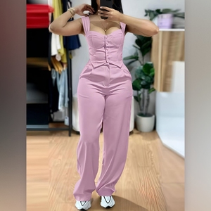 ชุดเซ็ต 2 ชิ้น เสื้อแขนสั้นรัดรูปแบบไม่มีสายคล้องไหล่สำหรับผู้หญิงและกางเกงขายาวทรงหลวมสไตล์แฟชั่น - Product Image 3