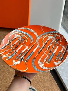 Vaisselle en céramique écologique de style occidental de 26 cm, 2 ensembles d'assiettes à steak, à pâtes et à salade à bord doré pour cadeaux et usage en cuisine - Product Image 2