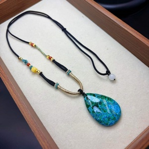 批发天然水晶工艺品孔雀石吊坠 S925 银吊坠疗愈宝石吊坠原石女士首饰礼物 - Product Image 5