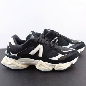 Zapatos de Plataforma Estilo Coreano, Modernos y de Alta Calidad, Lujosos y Casuales, Estilo Deportivo, para Parejas - Product Image 1