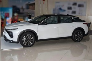 Citroën <span class=keywords><strong>C5</strong></span> <span class=keywords><strong>X</strong></span> 2024 d'<span class=keywords><strong>occasion</strong></span>, automatique, essence, turbo, 5 places, berline familiale pratique, caméra R19 - Product Image 3