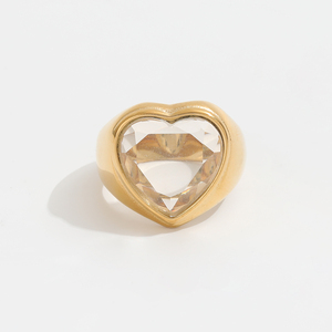 Cincin Hati Besar Antik Retro Emas Ruby Garnet untuk Wanita Perhiasan Baja Tahan Karat Perhiasan Emas Fashion - Product Image 3