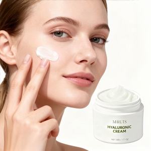 <span class=keywords><strong>Crema</strong></span> Hidratante <span class=keywords><strong>Facial</strong></span> con Ácido Hialurónico y Escualano, Complejo Rejuvenecedor Antiarrugas que Refuerza la Barrera Cutánea, con Ceramidas - Product Image 5