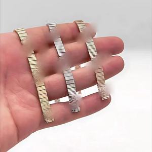 จินี--2025 สร้อยข้อมือดีไซน์ใหม่ สร้อยข้อมือลายเส้นทอง 18K สร้อยข้อมือสแตนเลส - Product Image 1