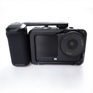 Gabbia Professionale per Fotocamera Osmo Action 6 con Impugnatura Street Grip in Alluminio CNC, Cold Shoe e Foro Filettato da 1/4 di Pollice - Product Image 1