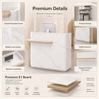 Comptoir de réception compact moderne sur mesure avec finition bois clair, petit bureau d'accueil, comptoir de caisse pour salon de beauté, mini-boutique, bureau