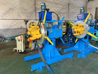 Machine automatique de formage à froid de profilés métalliques pour la production de cloisons sèches et de systèmes de plafonds
