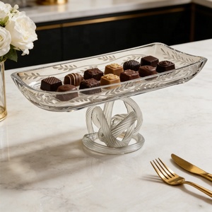 Plateau à gâteau en verre gravé transparent CRYSTAL COAST, classique, durable, non toxique, avec plateau de service surélevé, rectangulaire, pour desserts et fêtes - Product Image 1