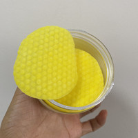 Vente en gros de produits nettoyants pour le visage TikTok tampons nettoyants au curcuma et tampon nettoyant exfoliant pour le visage à l'acide kojique pour toutes les peaux