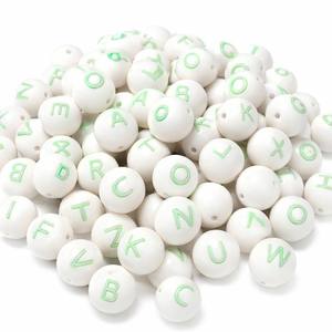 Cuentas de <span class=keywords><strong>silicona</strong></span> esféricas blancas con letras, 15 mm, redondas, con orificio vertical, para pulseras, collares y cadenas de <span class=keywords><strong>chupete</strong></span> DIY - Product Image 3