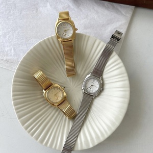 Montre-bracelet de luxe en acier inoxydable à quartz pour femme, nouvelle collection, design élégant avec bracelet, étanche au quotidien, verre tendance - Product Image 2