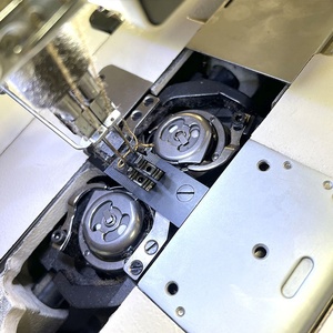 Máquina <span class=keywords><strong>de</strong></span> <span class=keywords><strong>coser</strong></span> industrial automática LVBU-8752D para colocar presillas en cinturones, máquina <span class=keywords><strong>de</strong></span> <span class=keywords><strong>coser</strong></span> <span class=keywords><strong>casera</strong></span> para jeans - Product Image 5