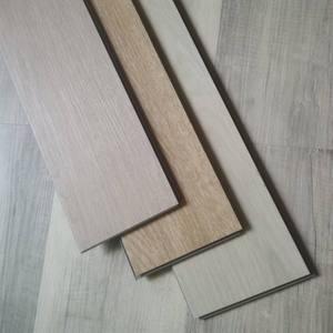 Suelos SPC Impermeables, Suelos Rígidos de Compuesto de Piedra y Plástico, Diseño Moderno y Liso, Resistentes al Desgaste, con Diseño Gráfico - Product Image 1