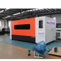 Máquina de corte por láser de fibra de 4000 vatios, completamente cerrada, para grabado de acero al carbono, latón y aluminio, herramientas de grabado de 2kw, 3kw, 6kw, precio.