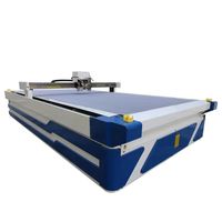 Couvre tableau de bord de voiture Tapis étanche à la lumière Couteau oscillant CNC Machine de découpe numérique