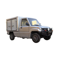 Mini camionnette électrique de véhicule de nouvelle énergie chinoise avec la cabine simple 4x2 et le mini camion électrique moderne de 2 sièges