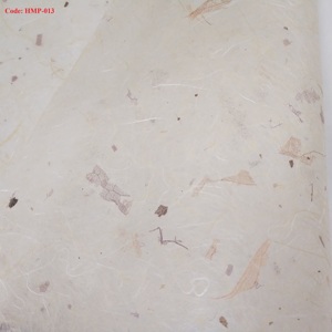 Giấy gói quà hoa tự nhiên thân thiện với môi trường, màu trắng, chất liệu sợi gai dầu tự nhiên, không chứa gỗ, khổ 50x70cm, định lượng 25gsm - Product Image 4