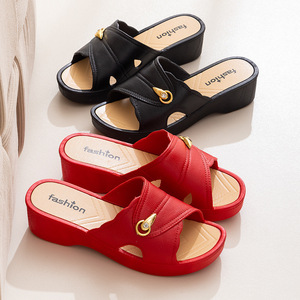 Sandales compensées imperméables en PVC pour femmes, à plateforme, antidérapantes, résistantes à la transpiration, à bout ouvert, pour la plage et l'extérieur - Product Image 5