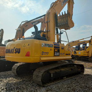 Komatsu 23ตัน220-8รถขุดไฮดรอลิกสินค้าจากญี่ปุ่น PC220-8 Komatsu แบบใช้แล้ว - Product Image 1