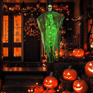 Déguisement d'Halloween Horreur Sang, Tissu Gaze Crâne Fantôme Lumineux Vert Coloré, Décoration Suspendue pour Maison Hantée - Product Image 3