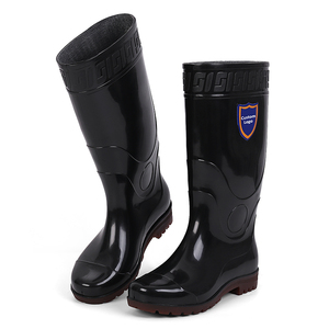 Botas de <span class=keywords><strong>lluvia</strong></span> negras de jardín de PVC <span class=keywords><strong>para</strong></span> <span class=keywords><strong>hombre</strong></span>, <span class=keywords><strong>zapatos</strong></span> impermeables populares <span class=keywords><strong>para</strong></span> invierno y verano, cuatro estaciones, antideslizantes y ligeras - Product Image 3
