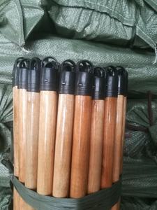 Caña <span class=keywords><strong>de</strong></span> caña <span class=keywords><strong>de</strong></span> <span class=keywords><strong>madera</strong></span> <span class=keywords><strong>de</strong></span> alta calidad, palo <span class=keywords><strong>de</strong></span> estaca, caña <span class=keywords><strong>de</strong></span> pescar, mango <span class=keywords><strong>de</strong></span> <span class=keywords><strong>madera</strong></span> barnizado <span class=keywords><strong>para</strong></span> <span class=keywords><strong>escoba</strong></span> y fregona - Product Image 3