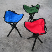 Chaise pliante d'extérieur multifonctionnelle portable verte Petit tabouret triangulaire au design moderne pour la pêche Meubles à usage général