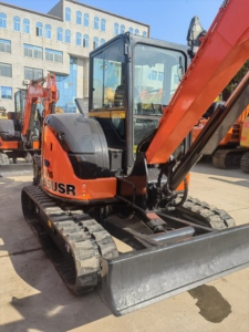 High Quality Good Performance Japanese Hitachi ZX55USR Mini <b>Tracked</b> Used Excavator - Product Image 6