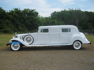 <span class=keywords><strong>Voiture</strong></span> vintage électrique <span class=keywords><strong>blanche</strong></span> classique <span class=keywords><strong>voiture</strong></span> de <span class=keywords><strong>mariage</strong></span> rétro antique à vendre véhicule classique qualité <span class=keywords><strong>voiture</strong></span> vintage de tourisme - Product Image 2