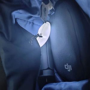 Bolso de Mano Personalizado para el Día de la Madre con Llavero con Sensor Automático de Luz en Forma de Corazón para Bolso - Product Image 4