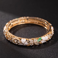 1 pièce Bracelet ethnique en alliage ajouré avec motifs papillon et trèfle, incrusté de strass et émaillé - Bijou porte-bonheur tendance pour femme
