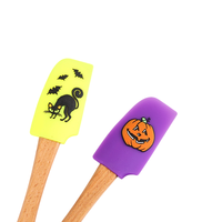 Kit de spatules en silicone festif, tête de qualité alimentaire et manche en bois de hêtre naturel, parfait pour la pâtisserie des fêtes et les cadeaux