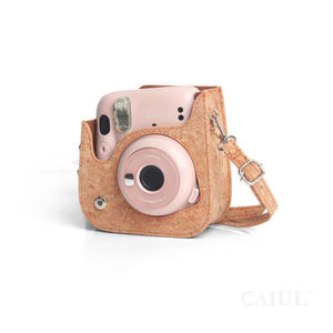 Étui <span class=keywords><strong>pour</strong></span> appareil photo Fujifilm <span class=keywords><strong>Instax</strong></span> <span class=keywords><strong>Mini</strong></span> <span class=keywords><strong>11</strong></span> de style primordial en gros, pochette en liège naturel, bandoulière, sac à bandoulière en PU - Product Image 6