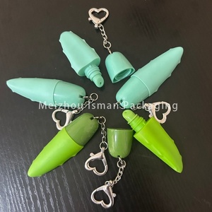 ISMAN Tubo Exprimible Vacío de 8g con Forma Única de Aloe Vera, Envase para Bálsamo <span class=keywords><strong>Labial</strong></span> con Hoja Verde para Niños, con Llavero y Logotipo Personalizado - Product Image 2