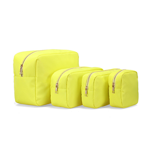 Trousse de maquillage cosmétique Sacs pour dames Pochette zippée en nylon Patches chenille Vacay Banana Grande pochette Trousse de maquillage Sublimation - Product Image 6