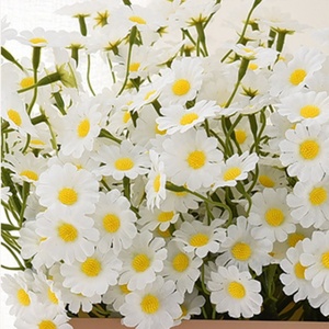 Ramo de Flores de Margarita de Seda Realista - Flores Artificiales de Estilo Clásico para Decoración del Hogar y Mesa, Duraderas y Reutilizables - Product Image 1