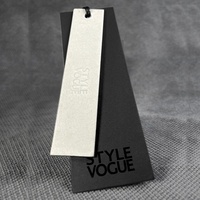Étiquettes suspendues en carton personnalisées haut de gamme pour vêtements, chaussures et chaussettes pour femmes et hommes - Accessoires d'étiquetage de qualité supérieure YX 011