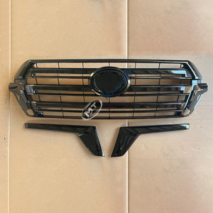 Parrilla negra de alto brillo para Land Cruiser LC200 2016 (adaptable a modificaciones) - Product Image 1