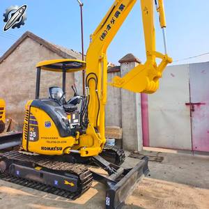 Mini-excavatrice sur chenilles Komatsu PC35 du Japon, 3,5 tonnes, modèle 2023 d'occasion avec moteur et boîte de vitesses - Product Image 1
