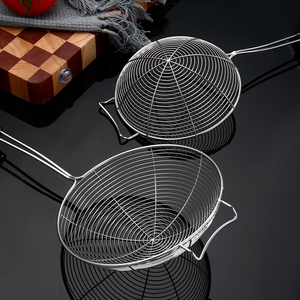 Outil de cuisine en acier inoxydable OEM/ODM, passoire à mailles fines, à suspendre à l'oreille, multi-tailles, résistant à la corrosion, de qualité alimentaire, résistant au four - Product Image 5