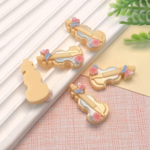 En gros 100pcs Résine Mignon Violon Charmes Instrument De Musique Dos Plat Cabochon pour DIY Bandeau Épingle À Cheveux Nail <span class=keywords><strong>Art</strong></span> Artisanat À <span class=keywords><strong>La</strong></span> Main - Product Image 3