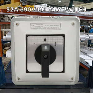 Commutateur universel rotatif à came 63A 690V PC, 2 pôles, monophasé, montage sur rail DIN, boîtier extérieur étanche, 17kA - Product Image 2