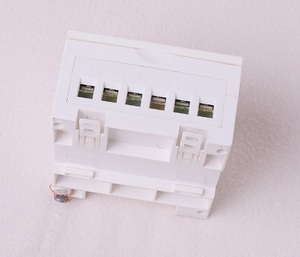 Medidor de Energía WiFi Trifásico Fineco EM537 CT 3*133/230V 3*230/400V con Tarifas Duales, Modbus RTU, Certificación CE y Pantalla de Fácil Lectura - Product Image 1