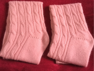 Precio al por mayor 100% sombrero de punto de Cachemira para mujer invierno cálido estilo de imagen tela común accesorios de bordado a mano - Product Image 3