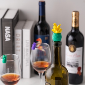 Autocollants en silicone pour <span class=keywords><strong>bouchon</strong></span> de <span class=keywords><strong>vin</strong></span> Séparateurs de verre à <span class=keywords><strong>vin</strong></span> Dispositifs d'étiquettes pour ananas Bâtons de <span class=keywords><strong>vin</strong></span> de fête Bouchons de bouteilles en silicone - Product Image 6